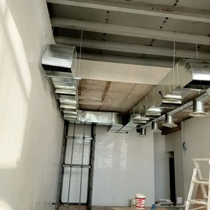 تجهيز طاولات ومطاعم وشفطت ودكدات وامال المطاعم مكاين شاورمة 3