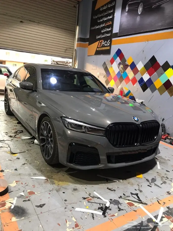 تجليدازياق وشبك الBMW الفئة 7 (بلاك اديشن) 0