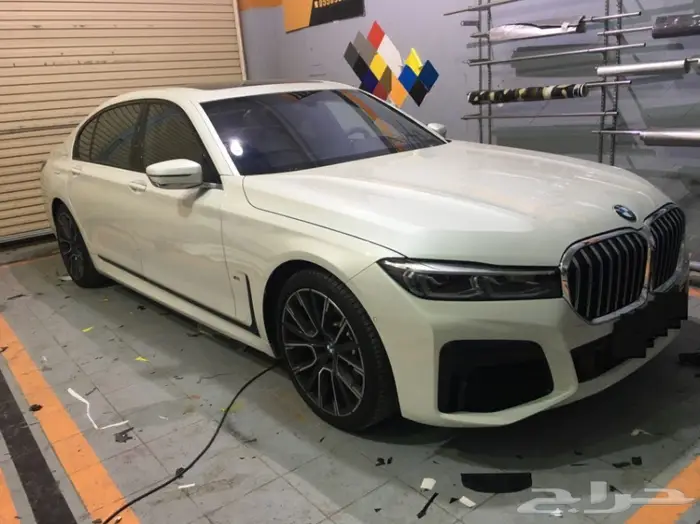 تجليدازياق وشبك الBMW الفئة 7 (بلاك اديشن) 4
