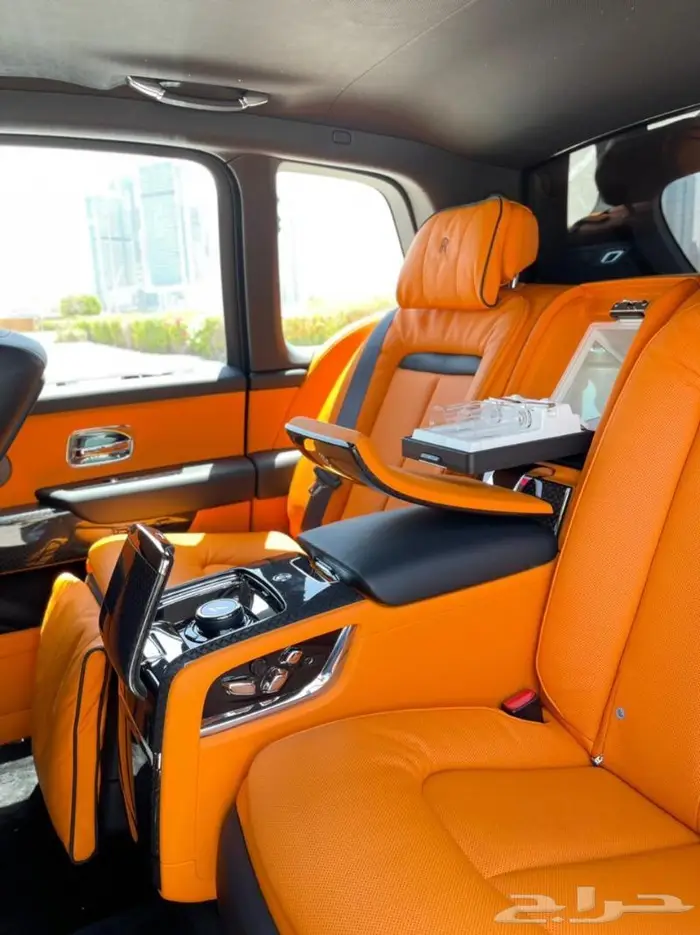 تأجير سيارات فارهه في دبي 1