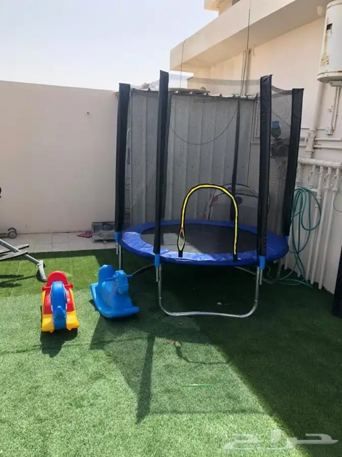 نطاطه نطيطه نقيزه ترامبولين 1