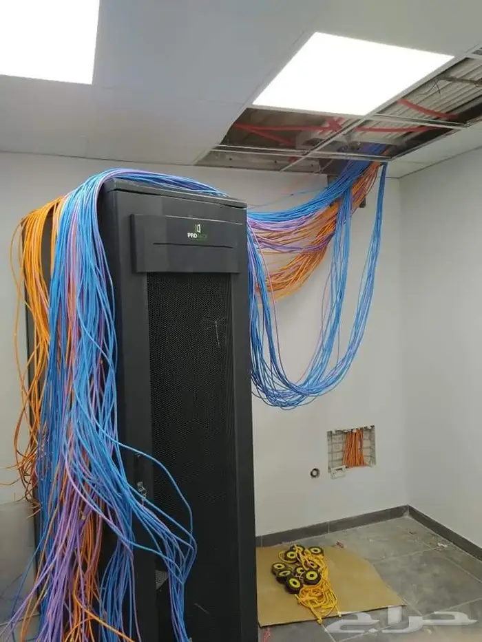 مهندسون متخصصون فى مجال تقنية المعلومات الرياض - الدمام 13