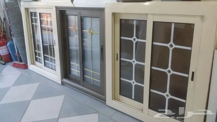 عرض الفياء على الشباك سرايا 330 و الابواب الخشب 280 7