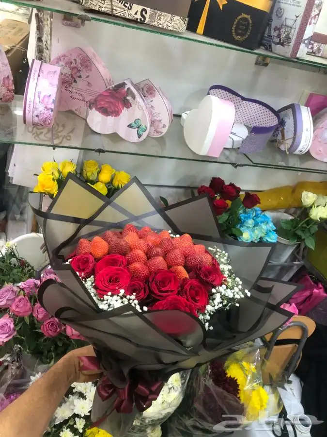 فل عقود للعرسان وورود طبيعيه وشتلات للتواصل اتصال أوواتساب 40