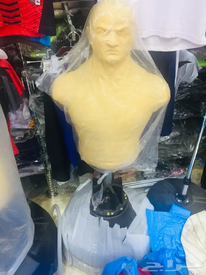 كيس ملاكمه شكل انسان 0