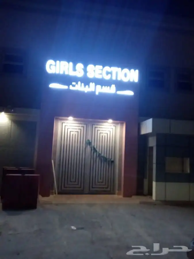 مطابع طباعة كروت ستيكرات فواتير عقود لوحات محلات بنر منيو 2