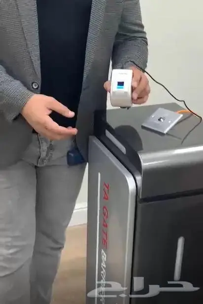 بوابات مواقف السيارات بذراع - بوابات الافراد 7