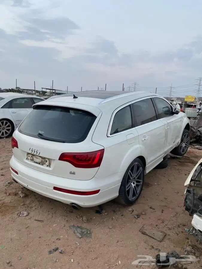 قطع غيار تشليح اودي كيو 7 موديل 2007 - 2010 1