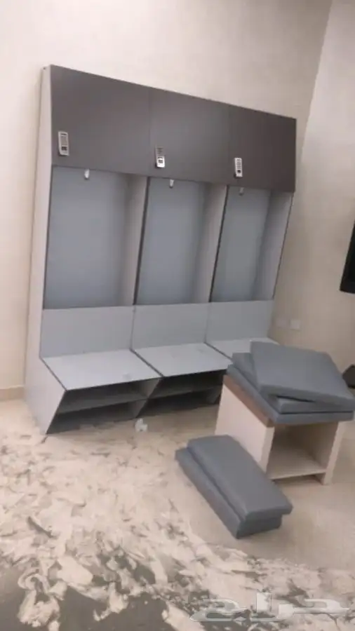 الفينوليك قواطع وخزائن النوادي 13