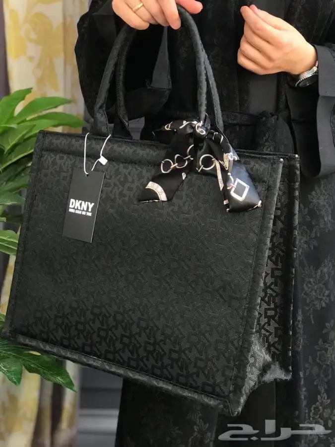 شنط ماركات عالمية_ساعات_نظارات ماركات افندي_دكني 63