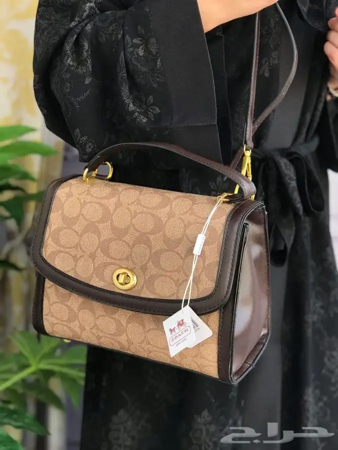 شنط ماركات عالمية_ساعات_نظارات ماركات افندي_دكني 26