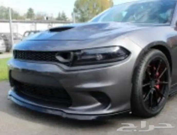 لحية امامية شارجر وكريسلر SRT 300C 0