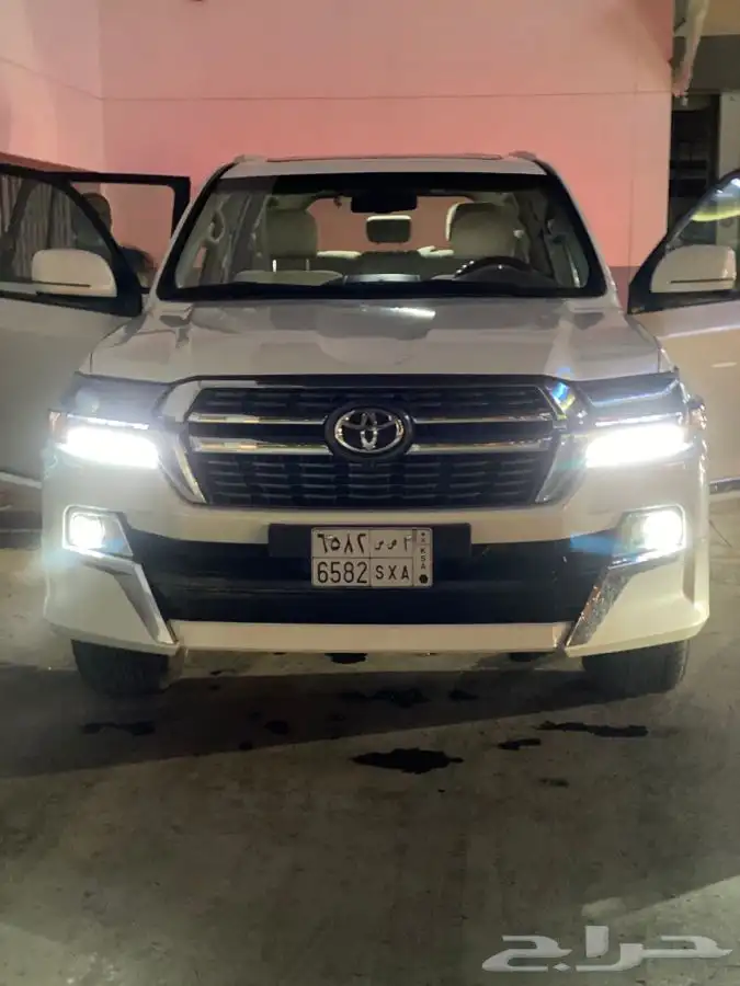 ترهيم لاندكروزر كتات شبك اشاره متحرك خط دعسات صدامات شمعات 9