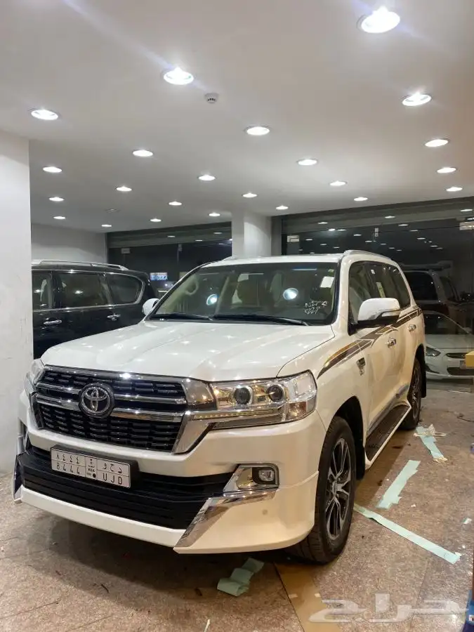 ترهيم لاندكروزر كتات شبك اشاره متحرك خط دعسات صدامات شمعات 3