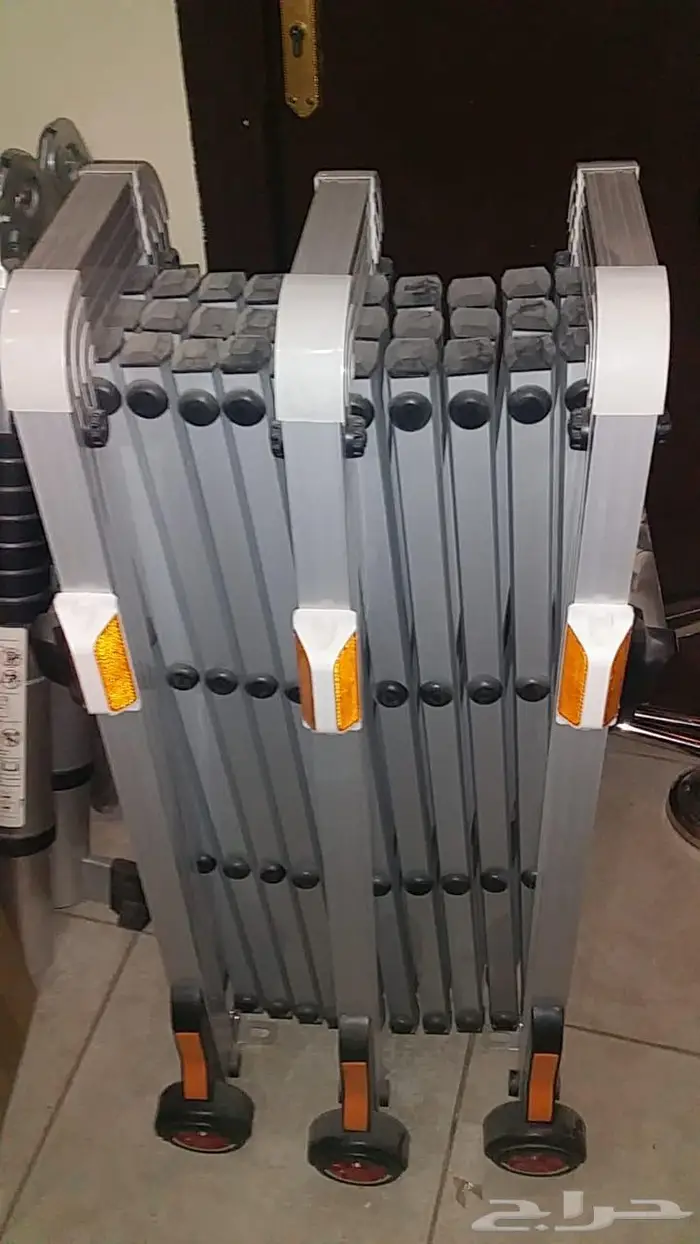 حواجز معدنية متحركة بكفرات استيل والومنيوم0564291869 1