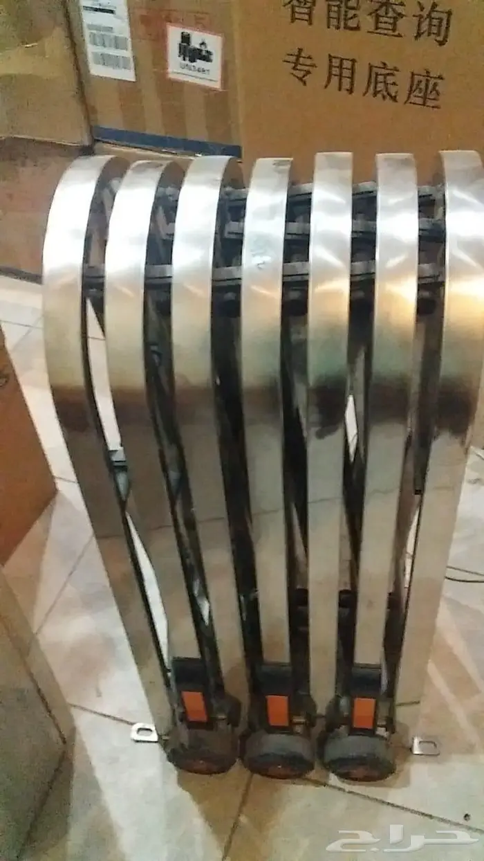 حواجز معدنية متحركة بكفرات استيل والومنيوم0564291869 3
