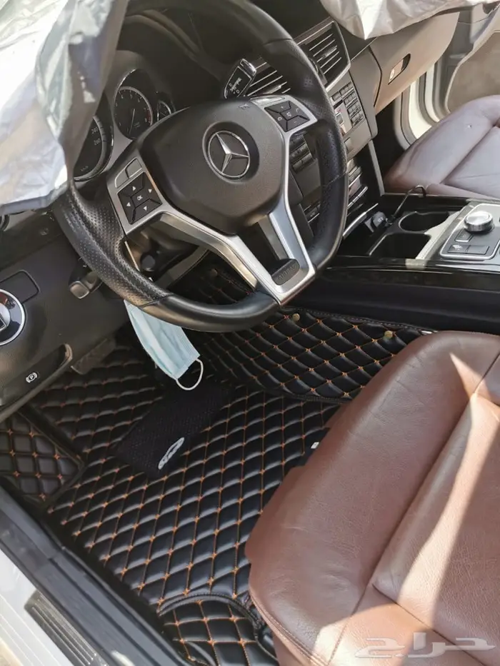 ارضيات جلد فاخره للسيارات  3