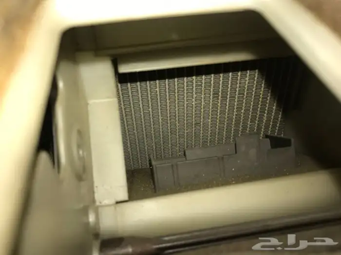 ثلاجه مكيف لكزس is 300 موديل 2007 الى 2013 اصلي وكاله 6