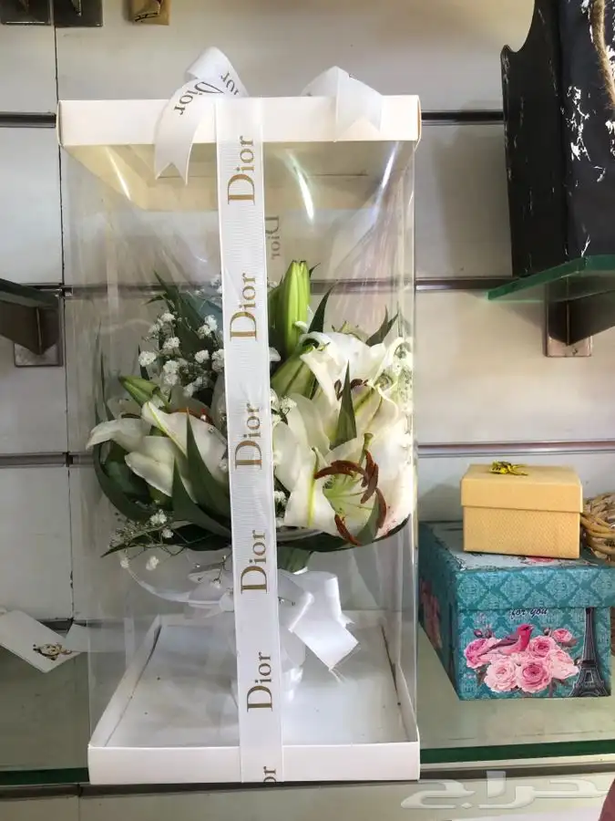 فل عقود للعرسان وورود طبيعيه وشتلات للتواصل اتصال أوواتساب 47