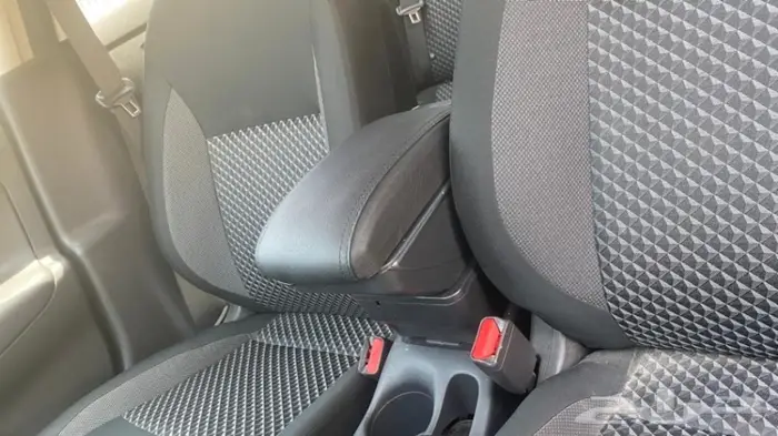 مسند مصمم لل صني موديل 2013 الى 2025 24