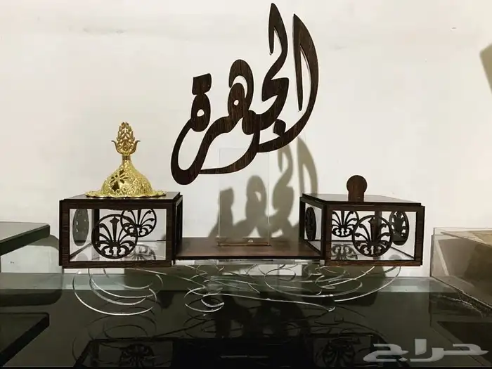 مصنع تفصيل اكريليك وخشب 77