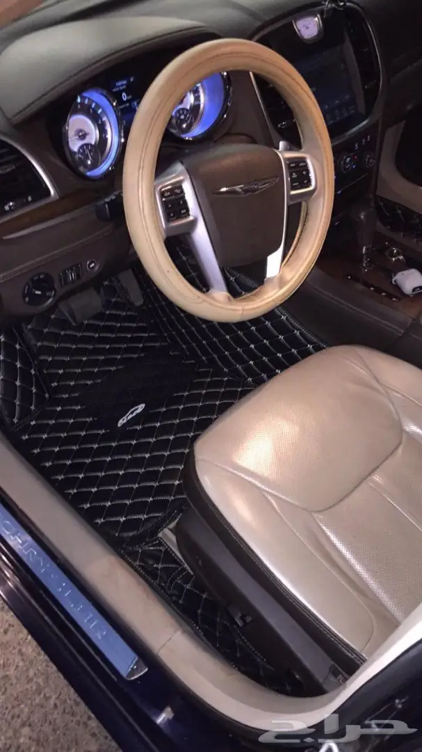 ارضيات جلد فاخره للسيارات 3