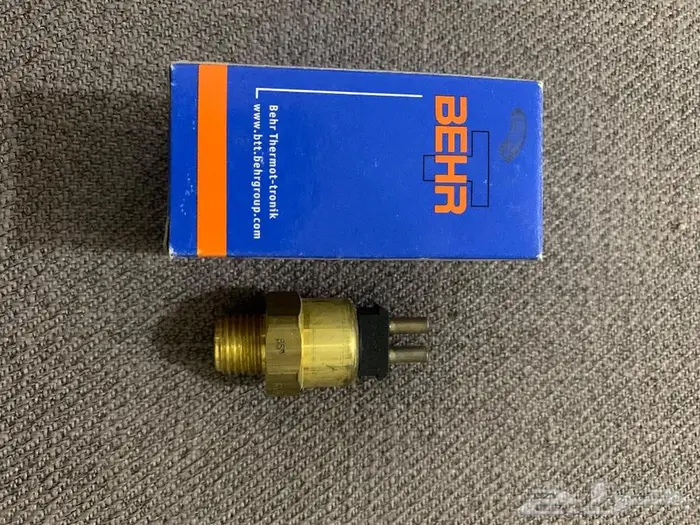 قطع غيار مرسيدس 560 13