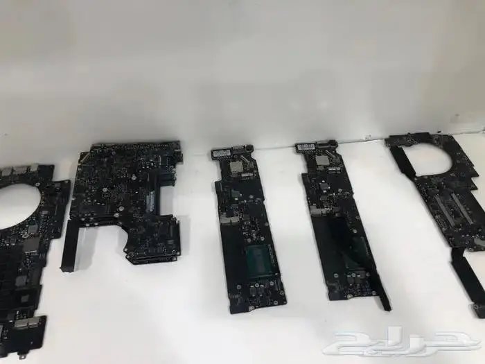 اشتري الجولات المكسوره والابتوبات المكسوره 9