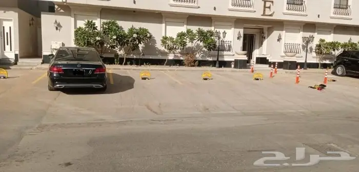 حاجز مواقف ومصد السيارات 300 ريال بالتركيب 1