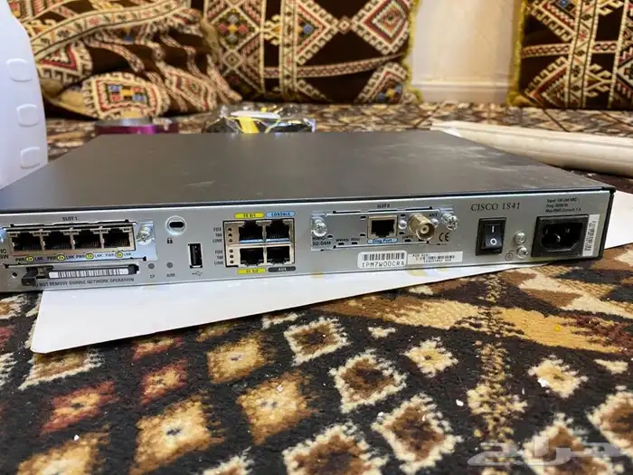 سويتش سيسكو Cisco سويتش TP-LINK كاميرات سويتشات 20