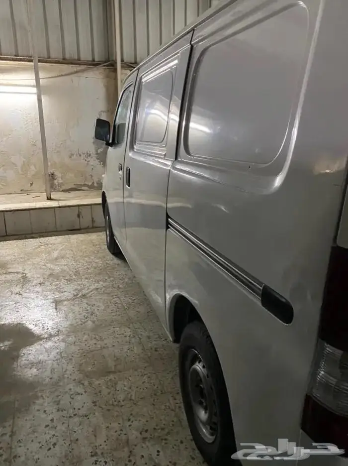 باص بضاعه للايجار فان توصيل 2