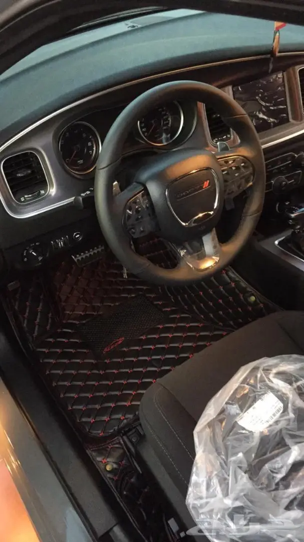 ارضيات جلد فاخره للسيارات  12