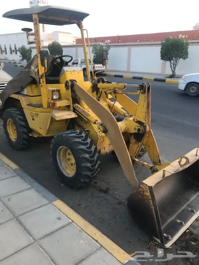 معدات ثقيله للإيجار الوجه املج ضبا العلاء 12