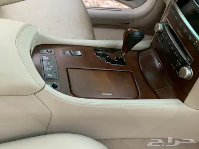 لكزس مخزن 2010 عداد 88 9