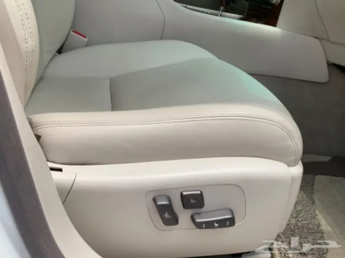 لكزس مخزن 2010 عداد 88 12