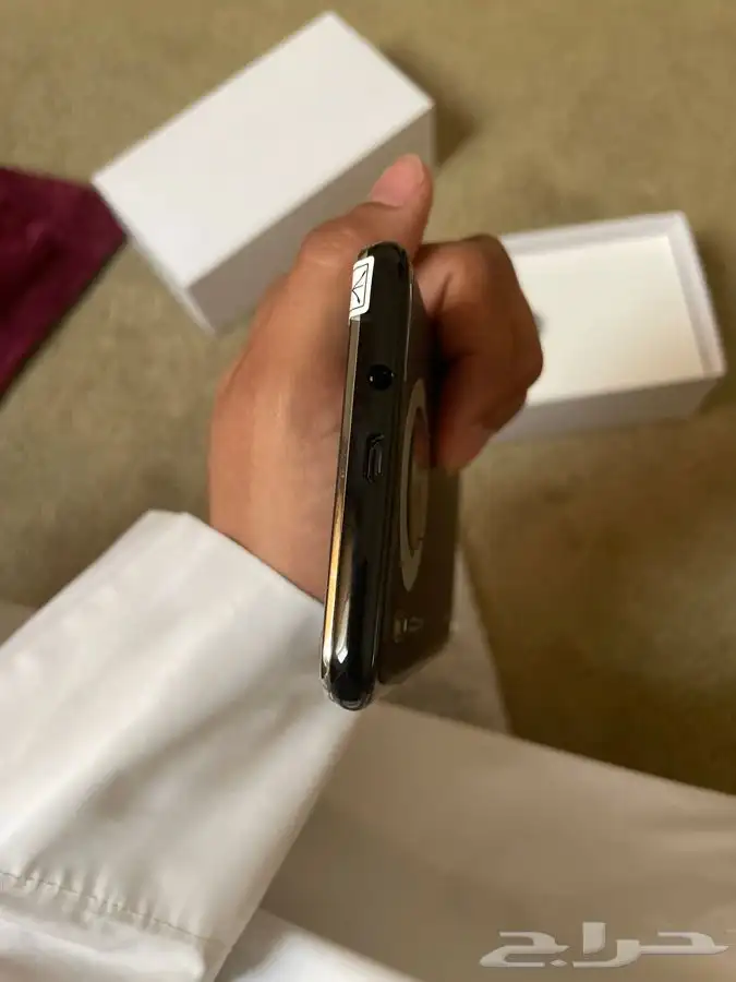 للبيع هواوي ميت 33 برو صيني 4