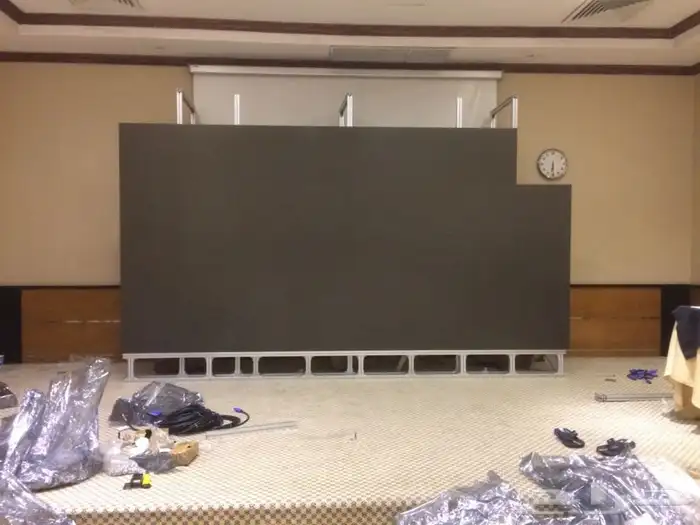 تجهيز الحفلات إضاءه الحفلات  تنسيق الحفلات  مسرح  تراس  شاشه 4