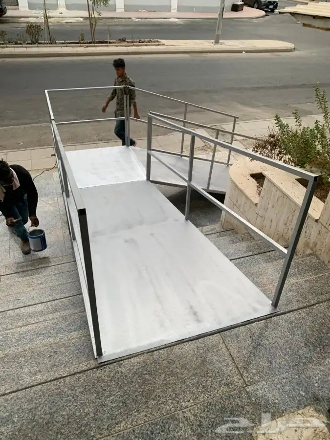 حلول الدرج لكبار السن وذوي الاعاقة 0