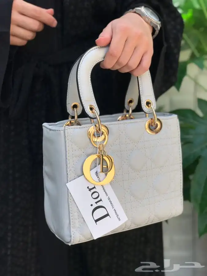 شنط ماركه درجه اولى 33