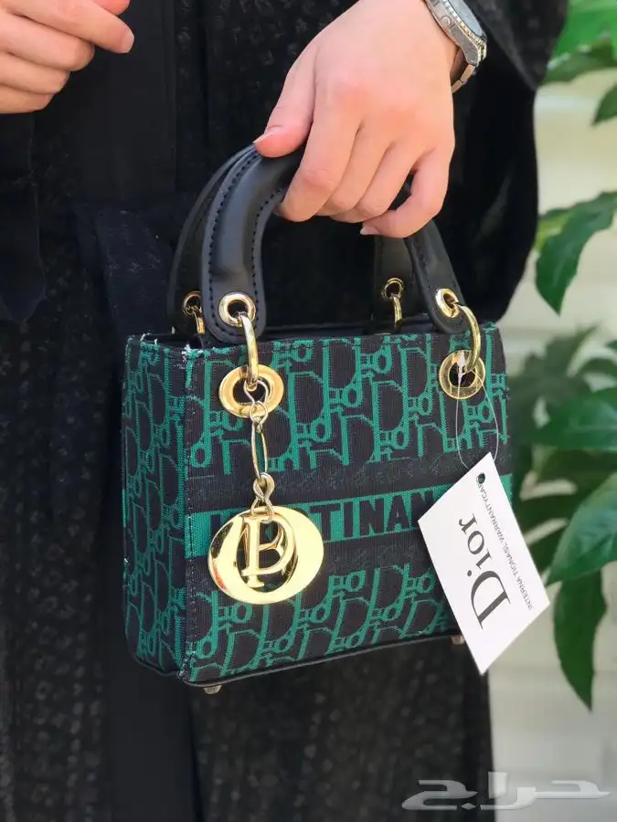 شنط ماركه درجه اولى 13