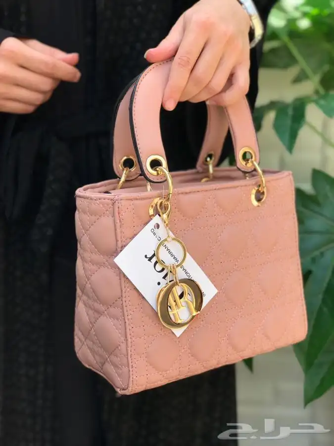 شنط ماركه درجه اولى 30