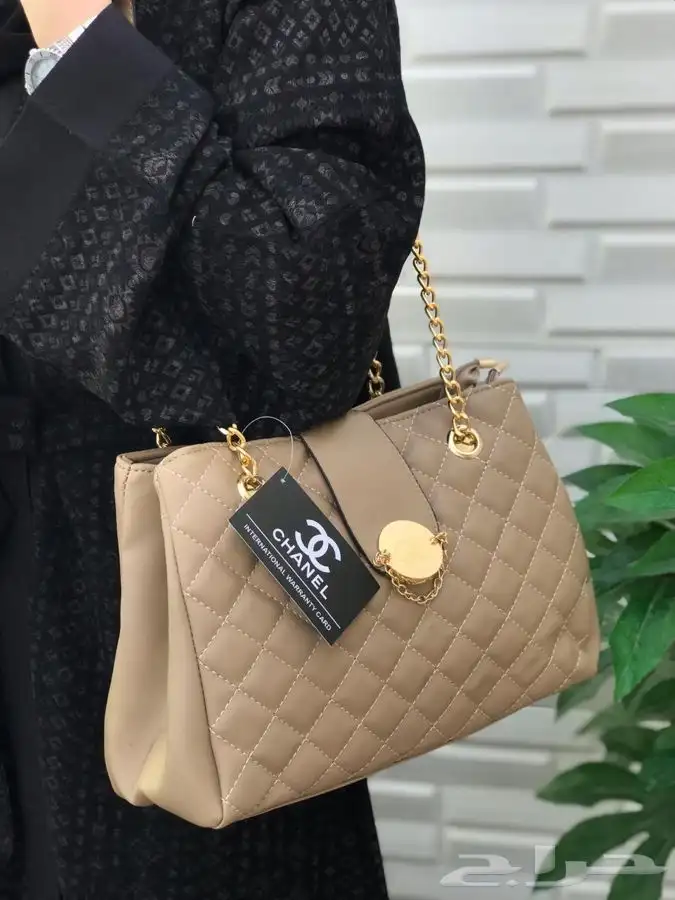 شنط ماركه درجه اولى 26