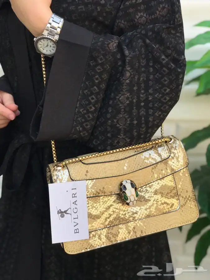 شنط ماركه درجه اولى 98