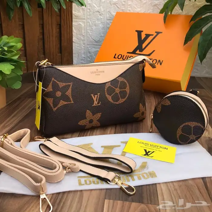 شنط ماركه درجه اولى 74