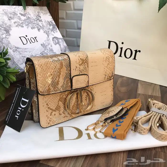 شنط ماركه درجه اولى 41