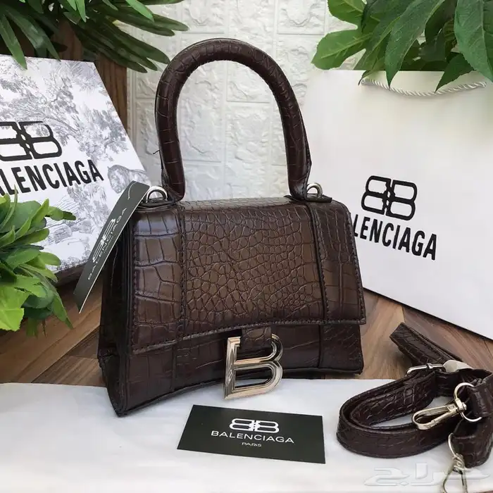 شنط ماركه درجه اولى 78