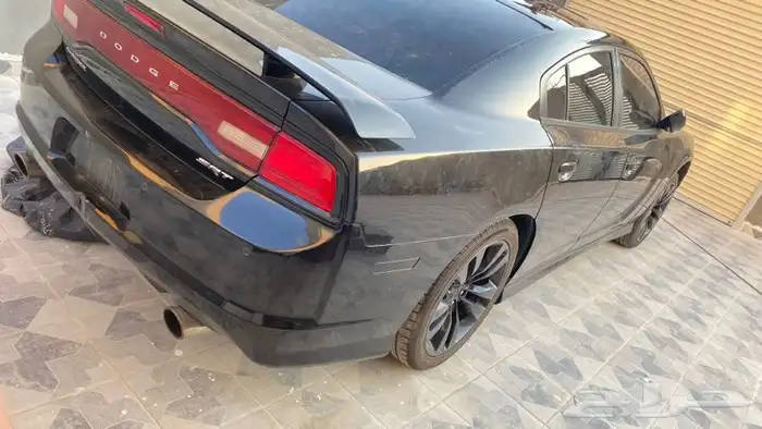 تشارجر SRT 2014 البيع تشليح قطع 8