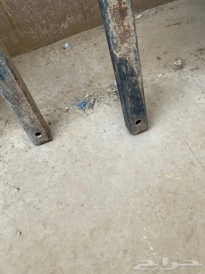 سله او سطحه او شبك خلف السياره للعفش 2