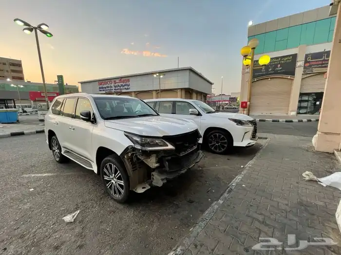 ترهيم لكزس 2016 الى 2021 12