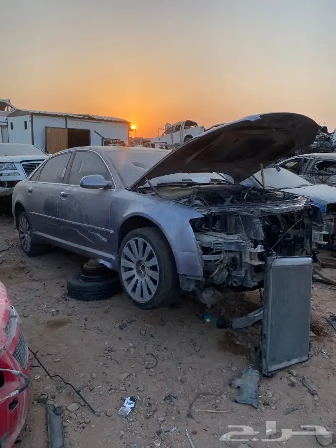قطع غيار تشليح اودي A8 اي 8 موديل 2004 - 2010 3
